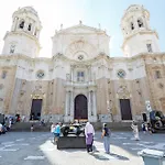 Apartment La Victoria Free Parking By Cadiz4rentals *