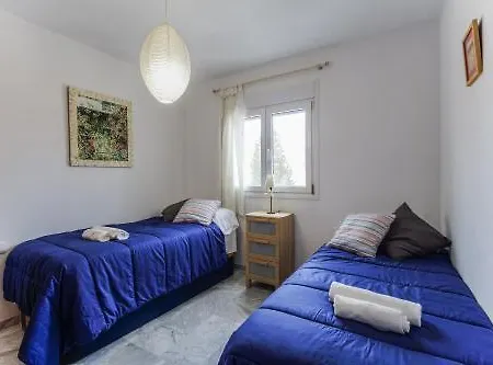 La Victoria Free Parking By Cadiz4rentals Cadiz