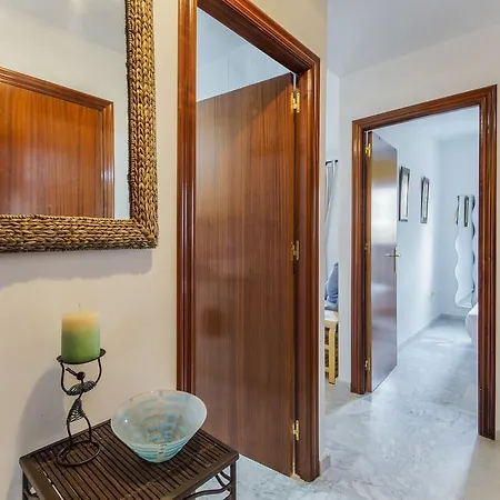 Apartment La Victoria Free Parking By Cadiz4rentals