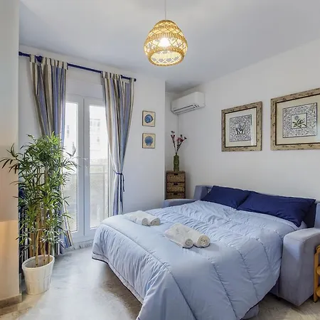 Apartment La Victoria Free Parking By Cadiz4rentals