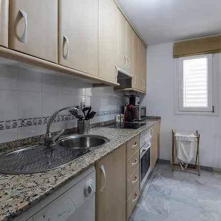 Apartment La Victoria Free Parking By Cadiz4rentals