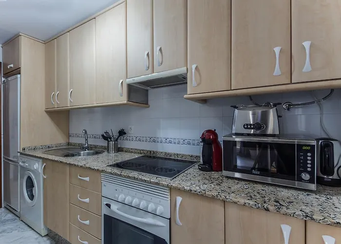 Apartment La Victoria Free Parking By Cadiz4rentals *